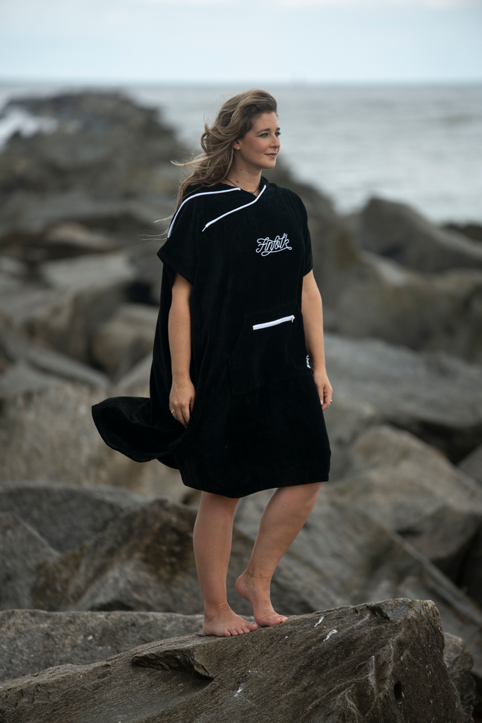 Finfolk Deadly Depths Black Changing Poncho