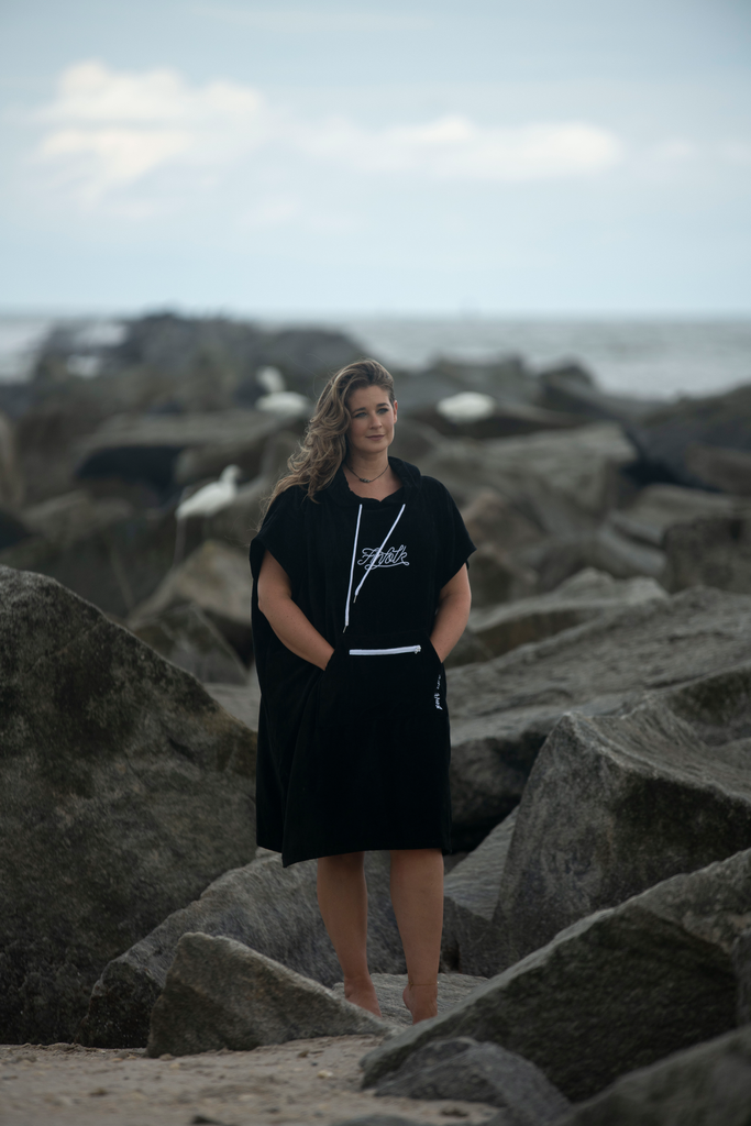Finfolk Deadly Depths Black Changing Poncho