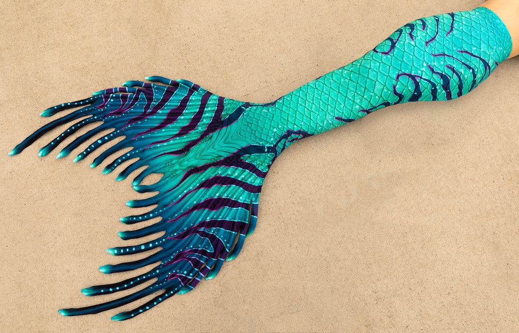 Luminosa Signature Fabric Tail - READY TO SHIP