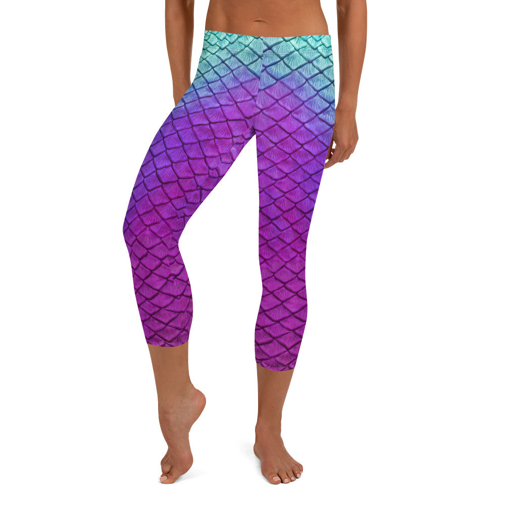 Island Iris Capri Leggings
