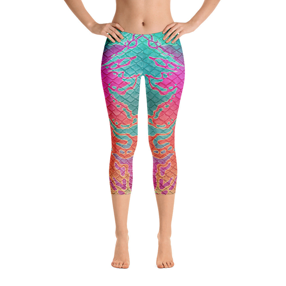 Pandora's Reef Capri Leggings