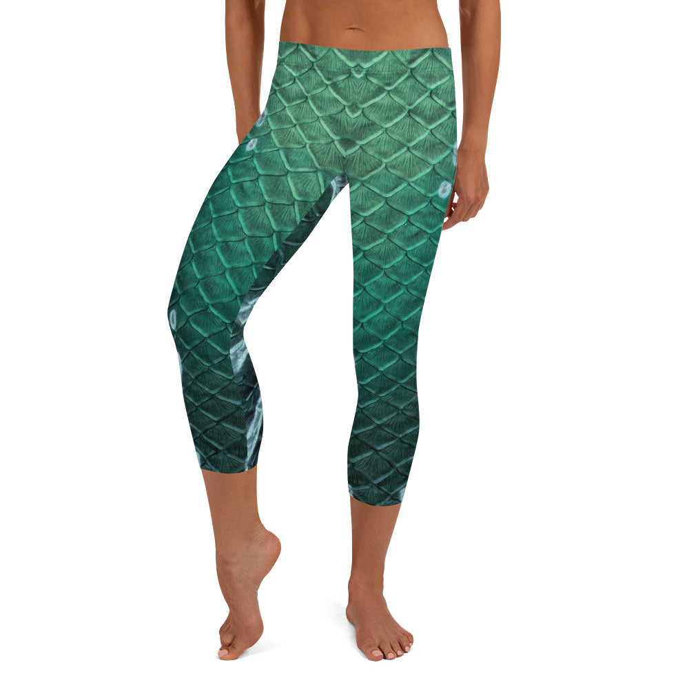 The Dark Sea Capri Leggings