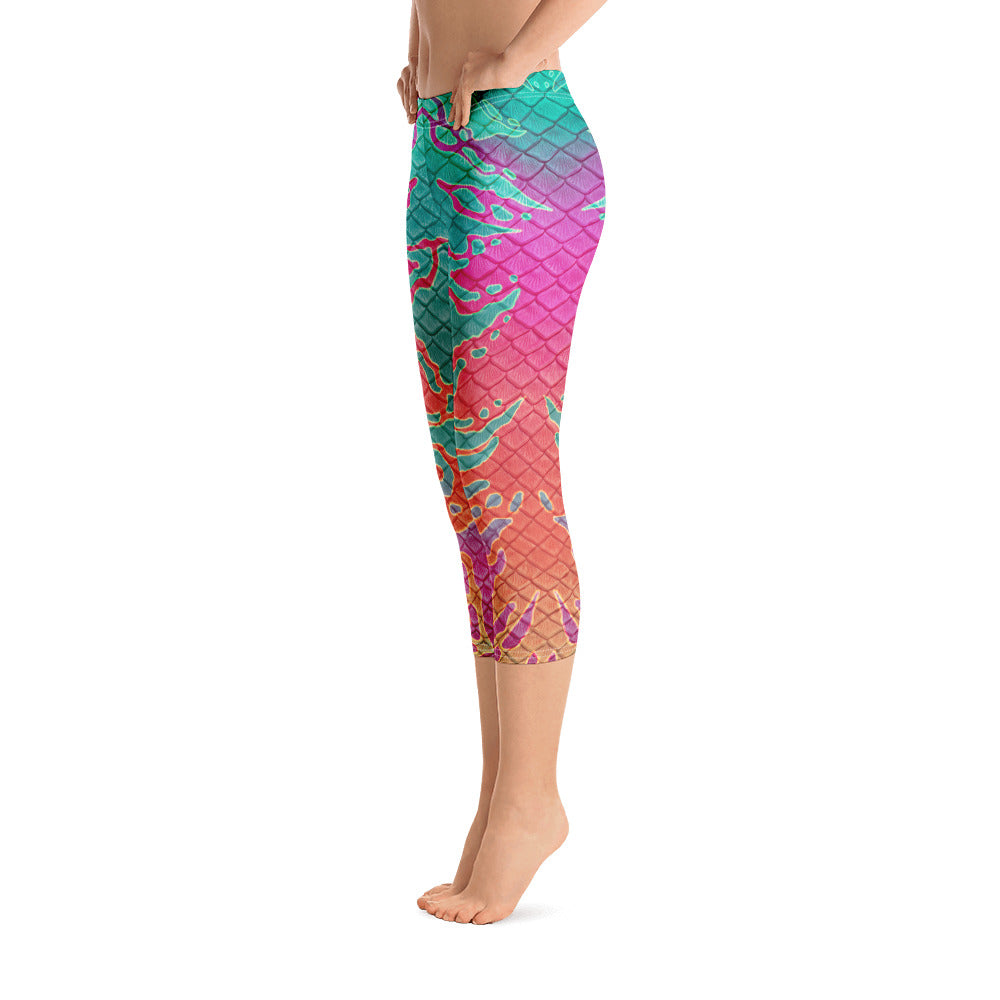 Pandora's Reef Capri Leggings