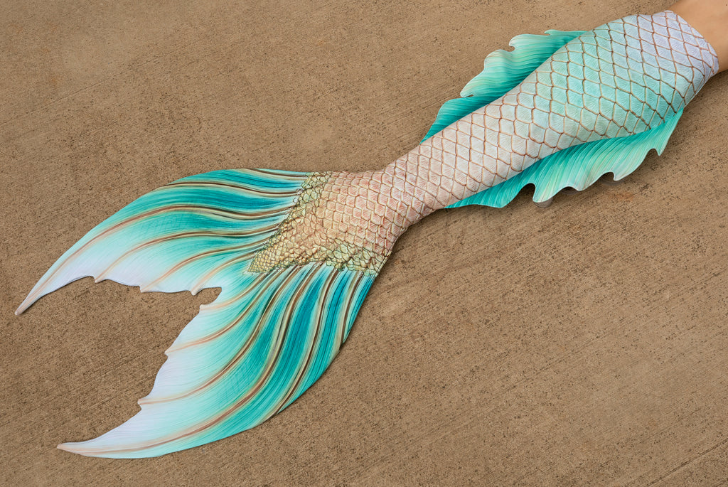 Birth of Venus Signature Fabric Tail