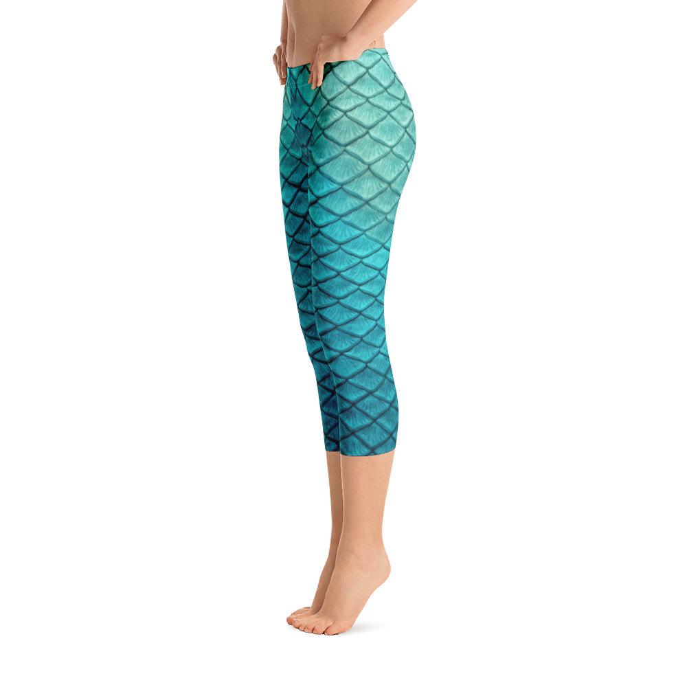 Sea Sapphire Capri Leggings