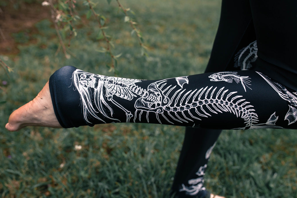 The Deadly Depths Leggings