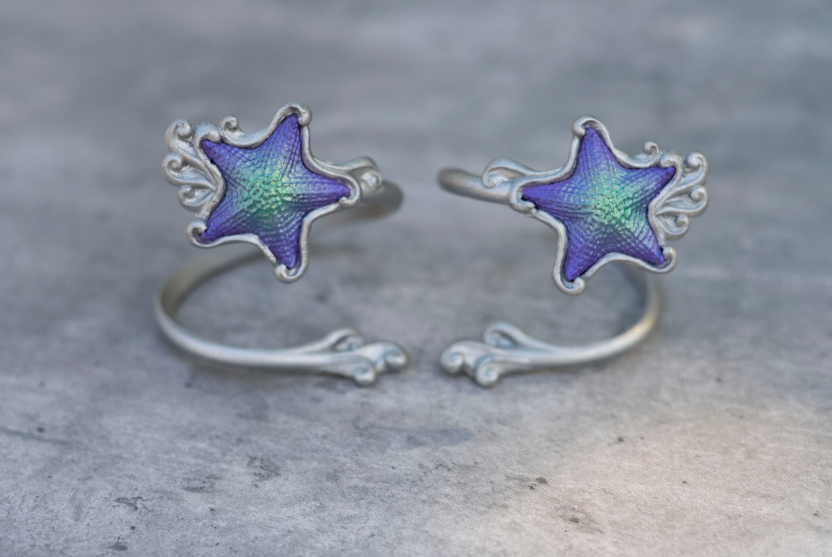Starlight Gilded Sea Star Silicone Arm Band